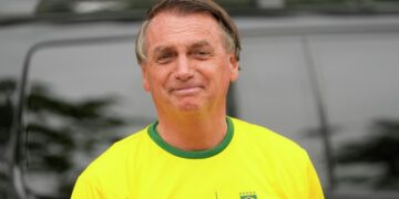 Трамп пригласил Болсонару на инаугурацию