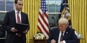 Трамп заявил о готовности встретиться с Путиным, когда ему будет удобно