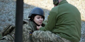 Украинок начнут вывозить из Европы для нужд ВСУ