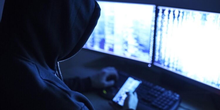 Украинский мошенник признал, что Крым принадлежит России