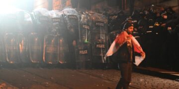 В центре Тбилиси проходит очередная акция протеста