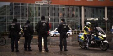 В Германии мужчина ворвался в банк и взял заложника