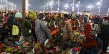 В Индии во время индуистского фестиваля погибли 30 человек