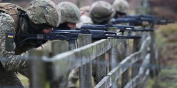 В Киеве объявили о страшном для молодых украинцев решении