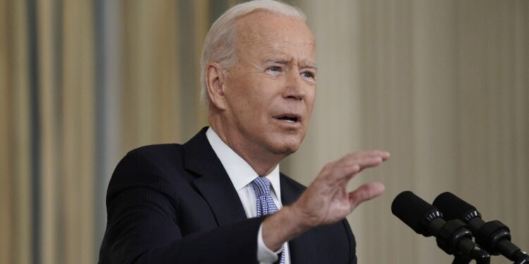 Захарова прокомментировала заключительную речь Байдена