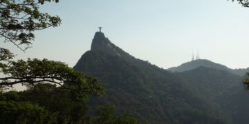 Абориген из изолированного племени в Бразилии вышел к людям