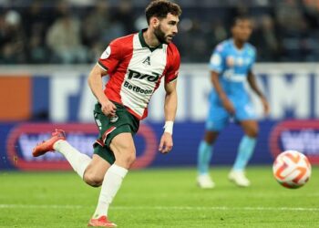 Агент Тикнизяна о новом контракте: Движемся вперед