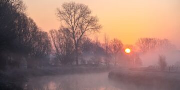 День весеннего равноденствия 2025: какого числа праздник, приметы и история