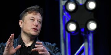 DOGE уже проникли в 20 правительственных структур США, сообщили СМИ