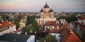 Эстонец задал вопрос после отключения страны от энергосистемы России