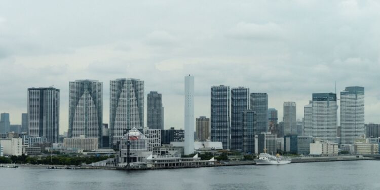 Генсек правительства Японии ушел от ответа о суверенитете Украины