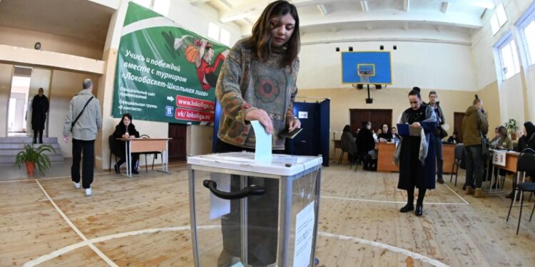 Итоговая явка на выборах президента Абхазии составила 65 процентов