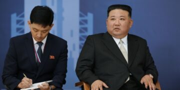 Ким Чен Ын призвал к готовности использовать ядерное оружие