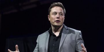 Космонавт оценил идею Маска о затоплении МКС