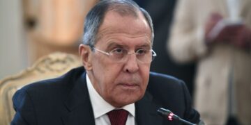 Лавров проведет переговоры в Катаре