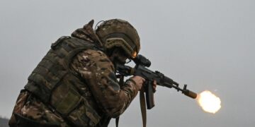 На Украине заявили о российских войсках у города в Харьковской области