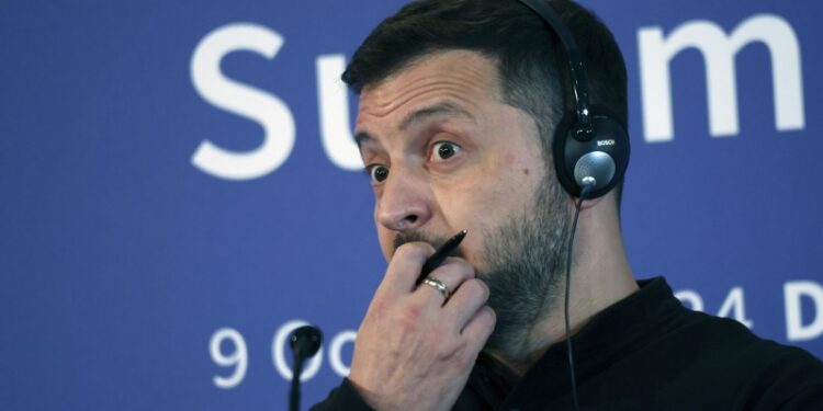 «Началась истерика». Зеленский умудрился переиграть сам себя