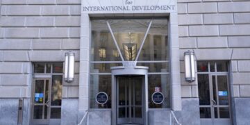 Politico раскрыла долг USAID