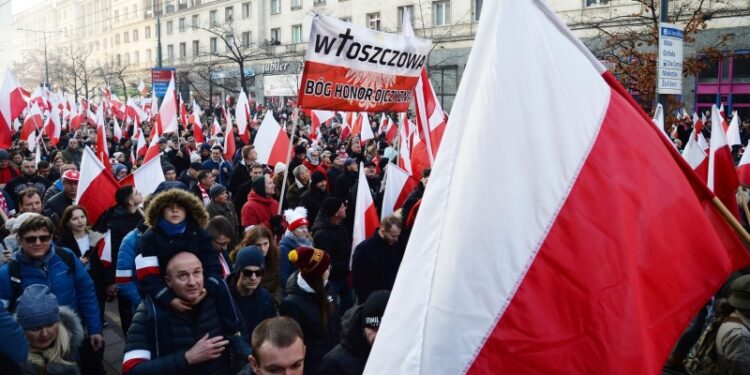Польские националисты заявили о возобновлении маршей в Гайновке