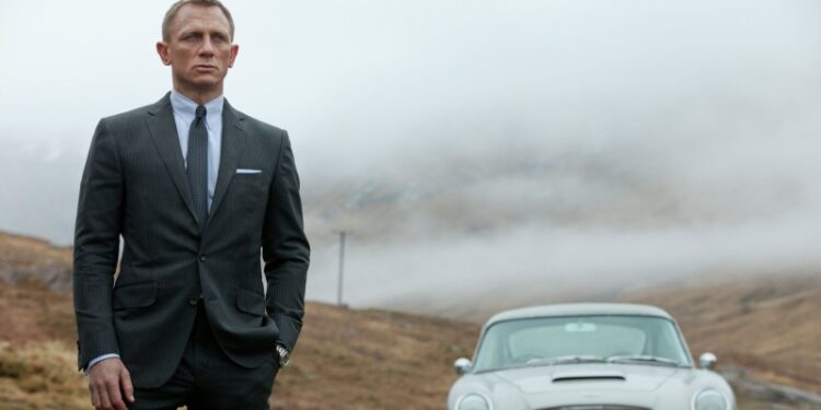 Продюсеры «бондианы» отдают творческий контроль над франшизой