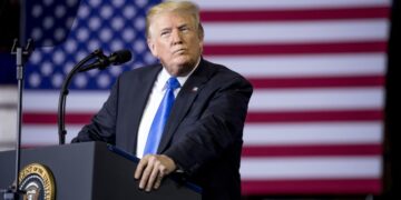 США просили Мексику ввести пошлины на товары из Китая, пишут СМИ