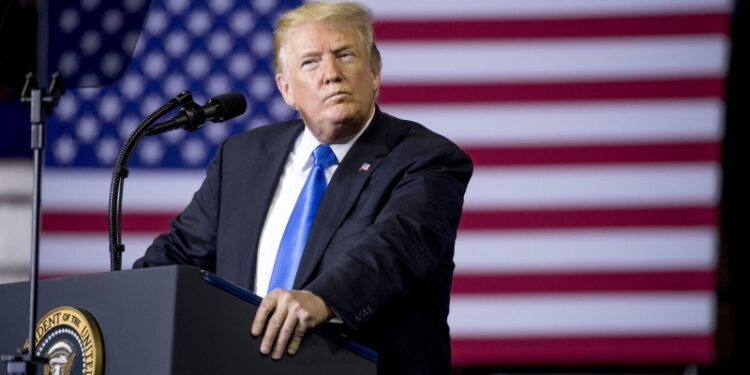 США просили Мексику ввести пошлины на товары из Китая, пишут СМИ