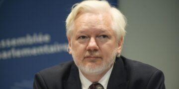 В Австралии заявили, что Трамп должен помиловать Ассанжа