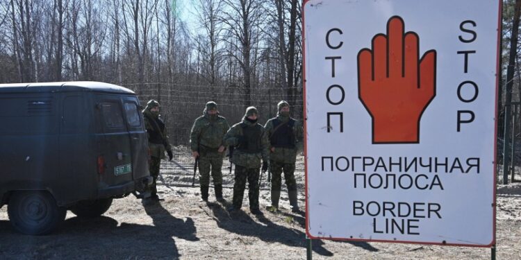 В Белоруссии рассказали про перестройку подготовки ВС на фоне внешних угроз