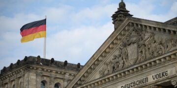 В Германии призвали завершить конфликт на Украине, не дожидаясь Трампа