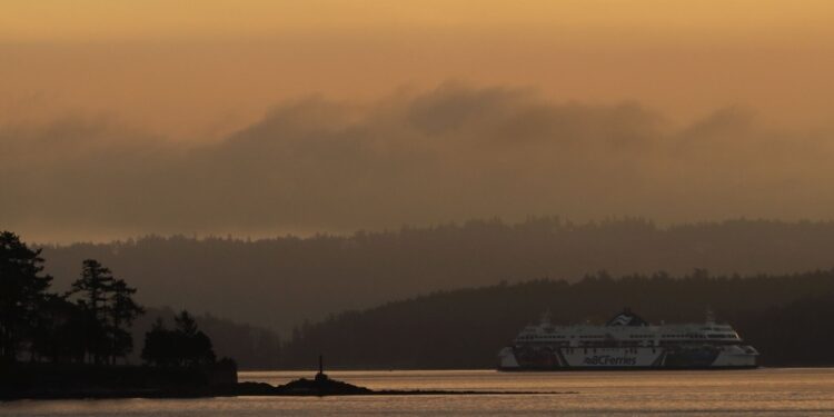 В Канаде повредили подводный оптоволоконный кабель