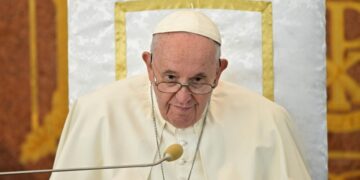 В Ватикане рассказали о состоянии папы римского