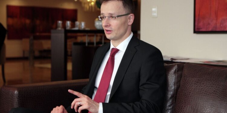 Венгрия и Сербия начнут строительство нефтепровода