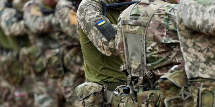 Во Львовской области сотрудники ТЦК избили мужчину ногами