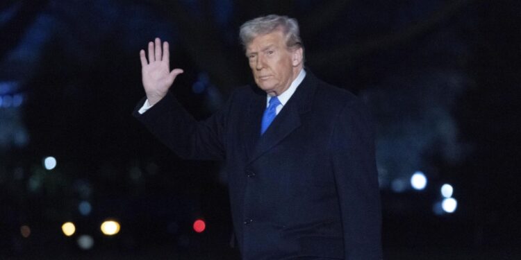 Американские военные ликвидировали главаря ИГИЛ* в Ираке, заявил Трамп