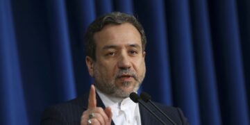 Аракчи подтвердил получение послания от Трампа