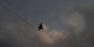 Армия Израиля совершила удар по Ливану