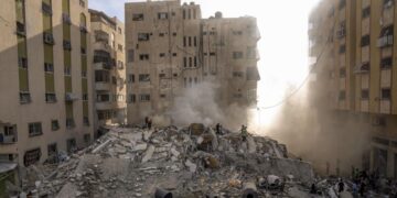 Число погибших при израильских ударах по Газе возросло до 109