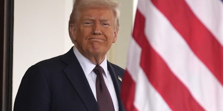 Эксперт рассказал о последствиях введения Трампом пошлин на другие страны