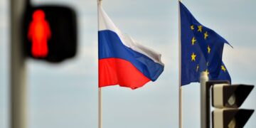 Европейским странам надо начать переговоры с Россией, считает эксперт