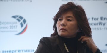 Глава МИД КНДР встретилась с делегацией МИД России