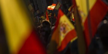 Испания может принять участие в военной миссии ЕС на Украине, пишут СМИ