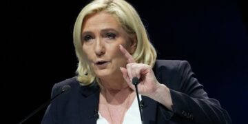 Ле Пен намерена подать апелляцию на приговор