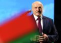 Лукашенко назвал себя счастливым президентом