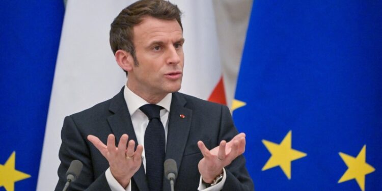 Макрон и Стармер предложили месяц перемирия на Украине