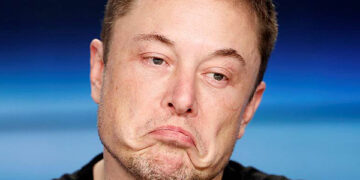 Маск продал соцсеть X