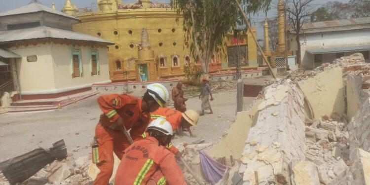 МИД Китая заявил о готовности оказать помощь Мьянме после землетрясения