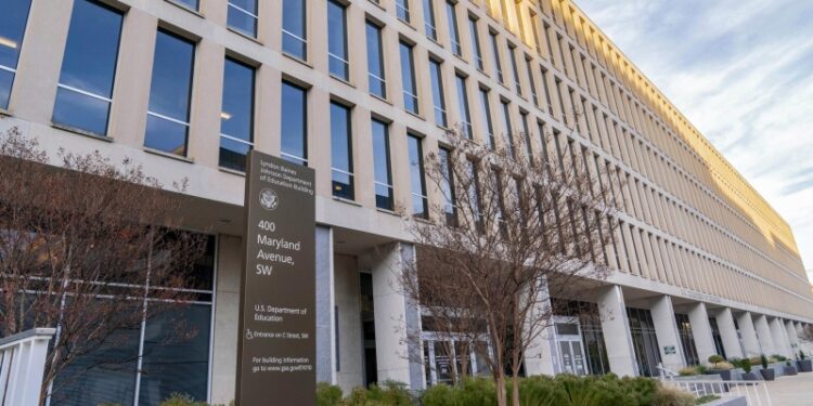 Министерство образования США объявило о сокращениях