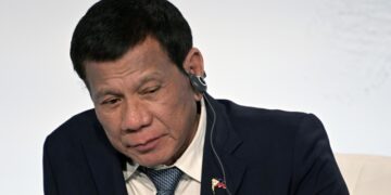 МУС выдал ордер на арест экс-президента Филиппин Дутерте