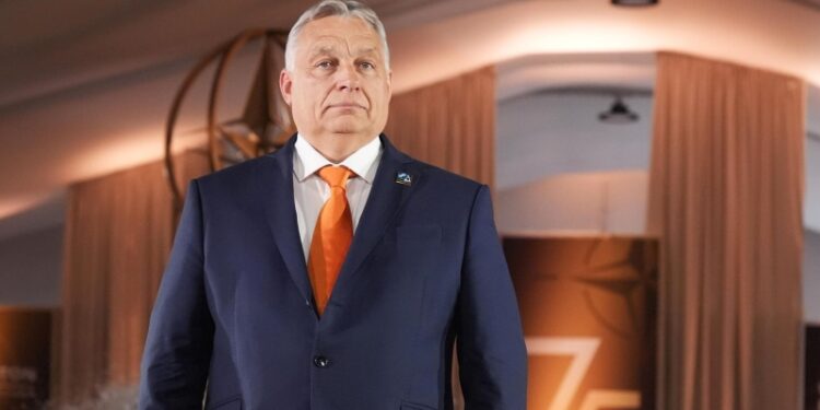 Орбан заявил, что ЕС находится в изоляции