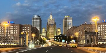 Россия одобрила кандидатуру де Ривьера на пост посла Франции